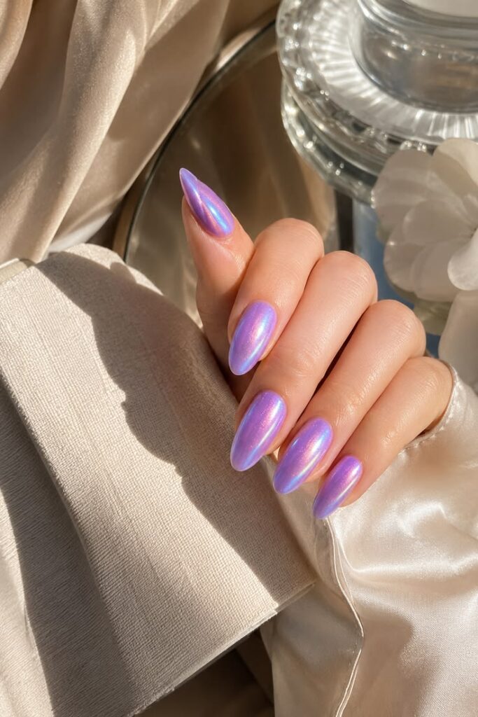 Holographic Lilac Almonds With Shimmer That Won’t Quit